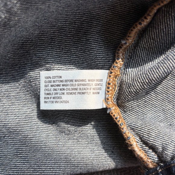 Long-sleeve button-up denim dress / duster - Picture 5 of 5